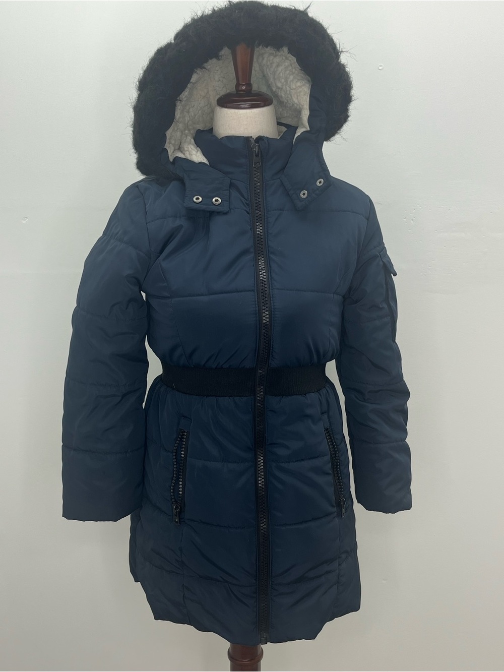 HUDSON Girls Navy Blue Puffer Winter Coat with Faux Fur Hood Size Medium 8/10
